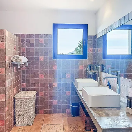 La Dorianzza By Interhome * بورتو فيكشْيو